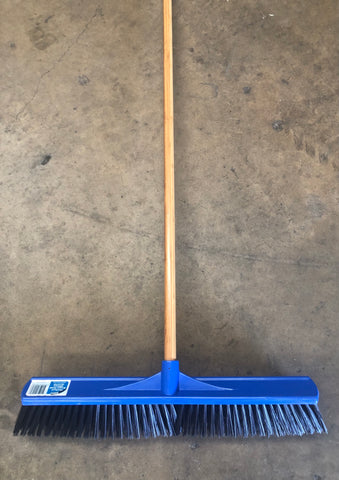 F3105 - Broom Industrial Platform 60cm w/wooden handle 180cm 10160